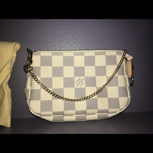 Louis Vuitton Wristlet